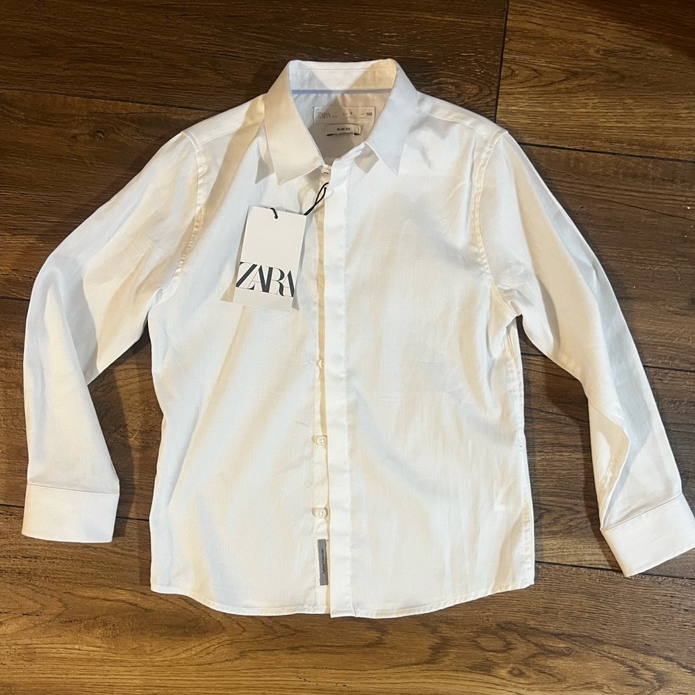 Boys Zara white button down dress shirt with covered buttons brand new with tags